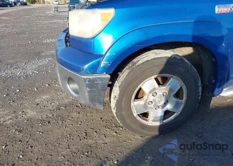 2007 Toyota Tundra Sr5 V8 z USA, uszkodzony, nr VIN 5TFRV54187X023214